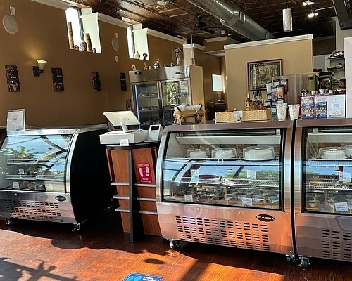 Behind the Scenes at Kristoffer's Cakes: A Day in Our Chicago Bakery