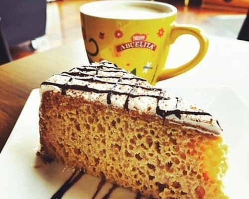 Why the Abuelita Tres Leches Cake Has Become a Chicago Favorite